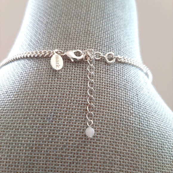 Rhinestone Statement  Necklace - Picture 3 of 4